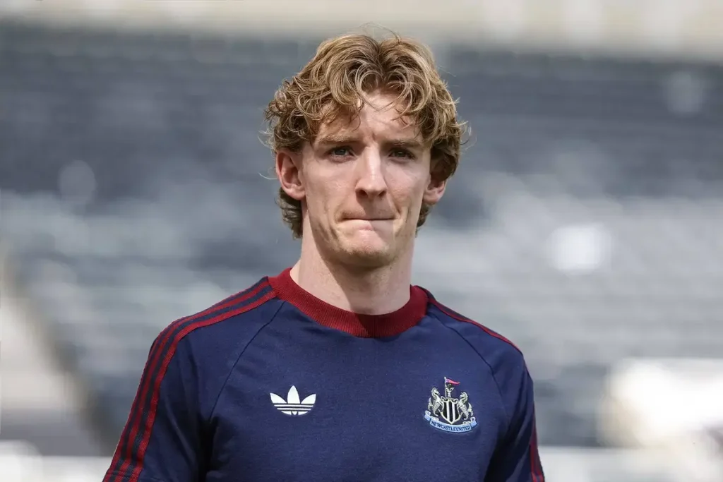 1076892628.webp.webp