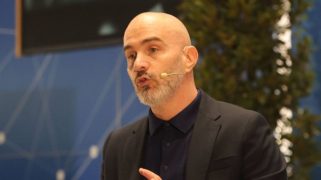 1779265114_0_Enzo-Maresca.jpg