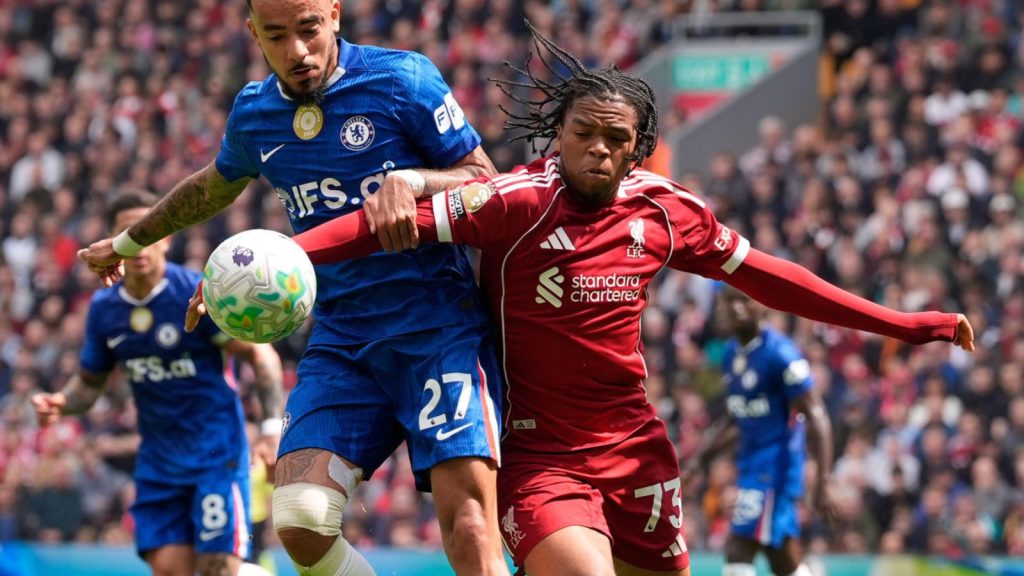 3EE7BN9-2.jpg
