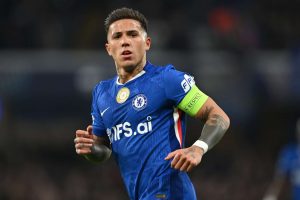 Arsenal-open-to-another-transfer-raid-on-Chelsea-for-Fernandez-scaled.jpg