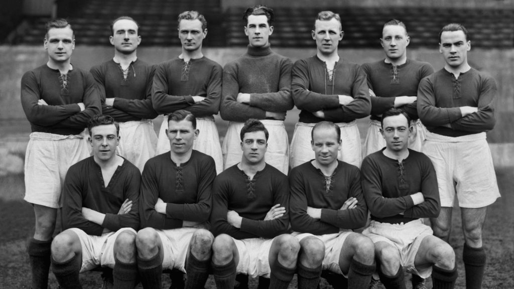 Arsenal_Team_Group_1927_28C_hazv111h.jpg