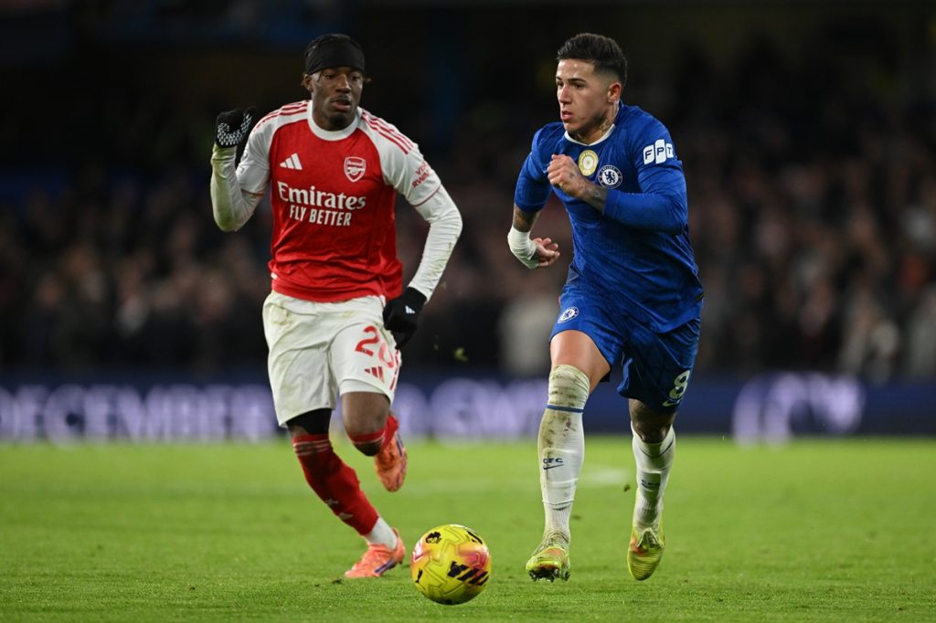 Enzo-Fernandez-and-Noni-Madueke.jpg