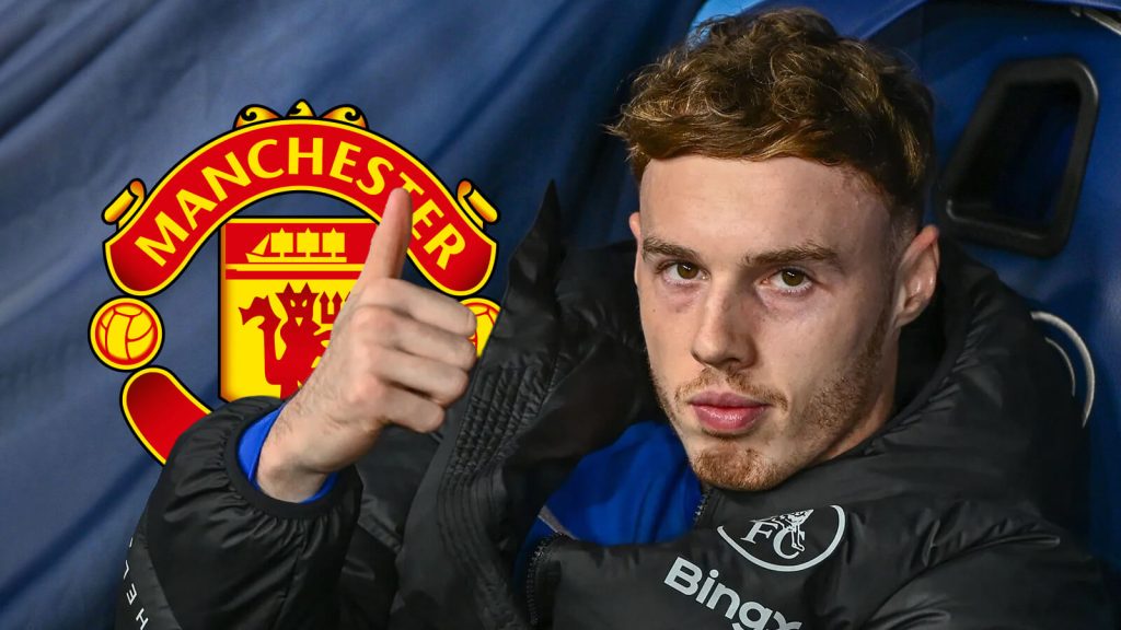 F365-Cole-Palmer-with-Man-utd-badgee-1.jpg