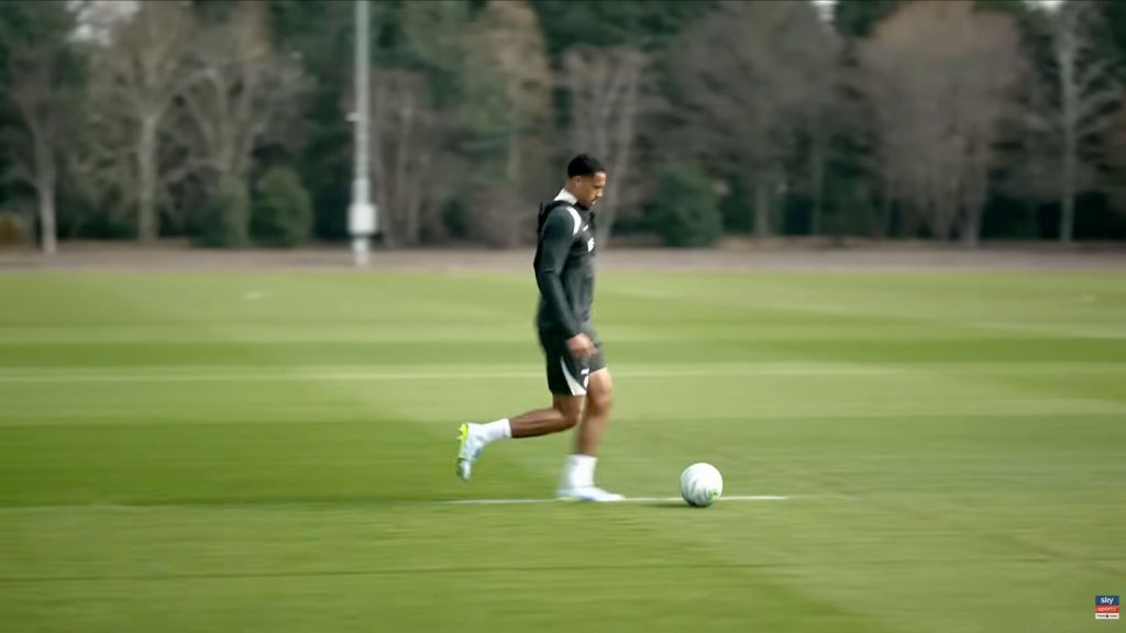 Levi-Colwill-in-Chelsea-training.jpg