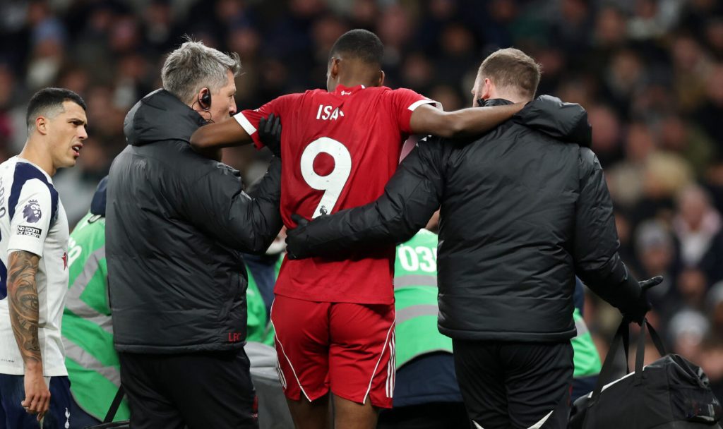 Liverpool-boss-Slot-concerned-by-latest-Isak-injury-scaled-e1766408587761.jpg