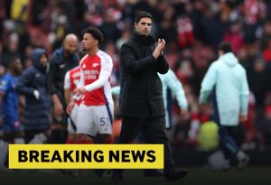 Mikel-Arteta-applauds-the-Arsenal-fans-after-the-1-0-win-over-Chelsea.jpg
