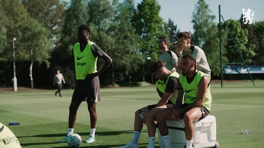 TRAINING-ahead-of-Forest-🌳-_-Chelsea-Training-_-CFC-25_26-4-27-screenshot.png