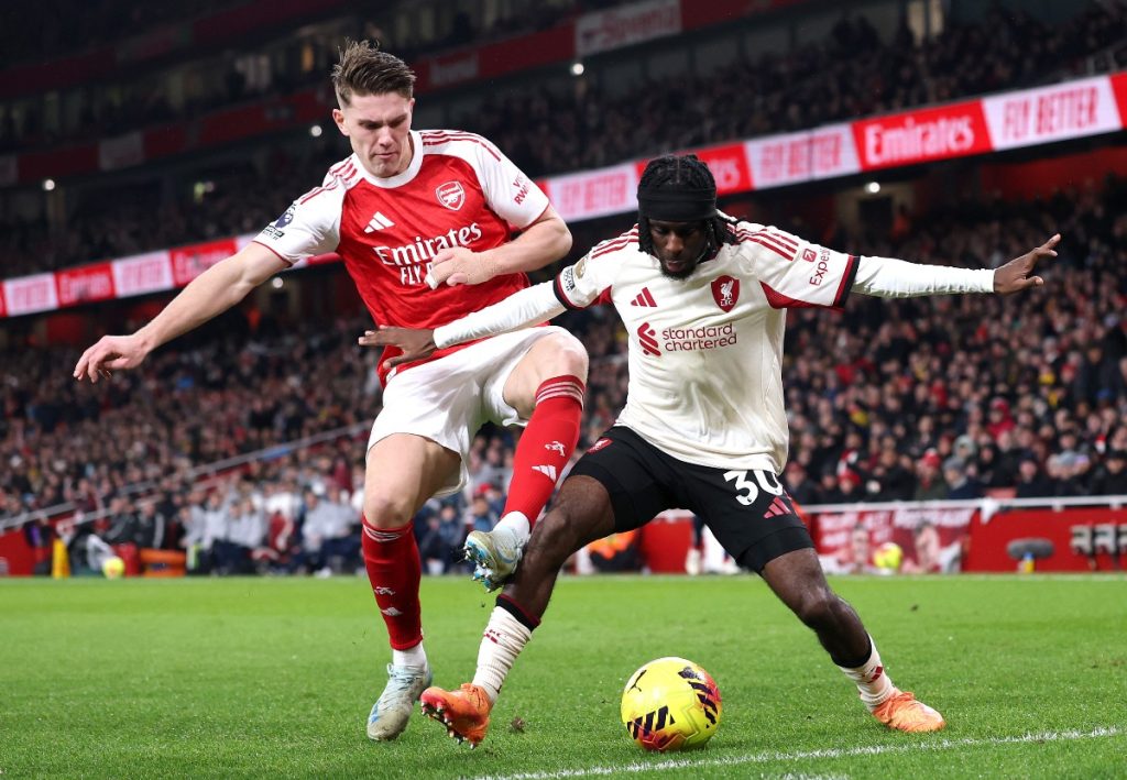 Viktor-Gyokeres-in-action-for-Arsenal-against-Liverpool.jpg