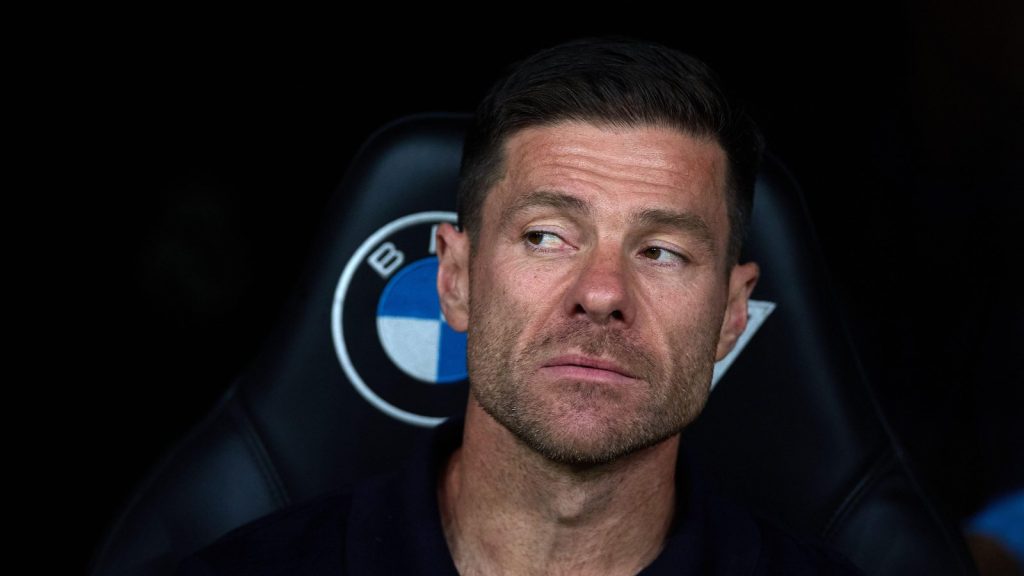 Xabi-Alonso-Real-Madrid-F365.jpg
