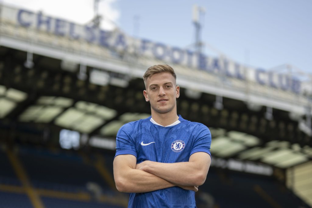 liam-delap-chelsea-2-scaled.jpg