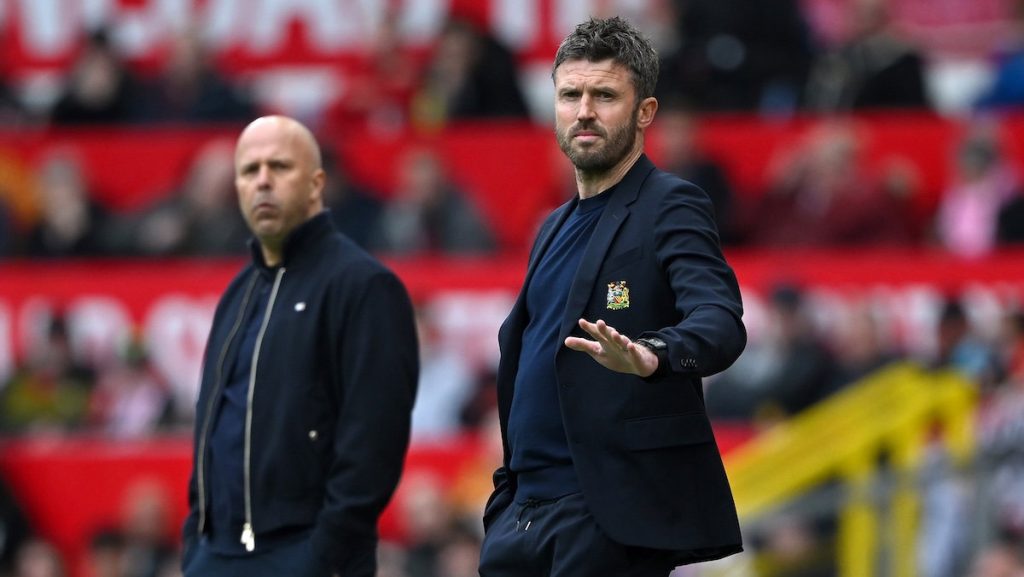 michael-carrick-manchester-united-v-liverpool-premier-league-4.jpg