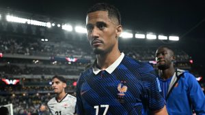 frances-defender-william-saliba-leaves-the-pitch-after-winning-the-2026-world-cup-group-i_h5meqeci.j.jpeg