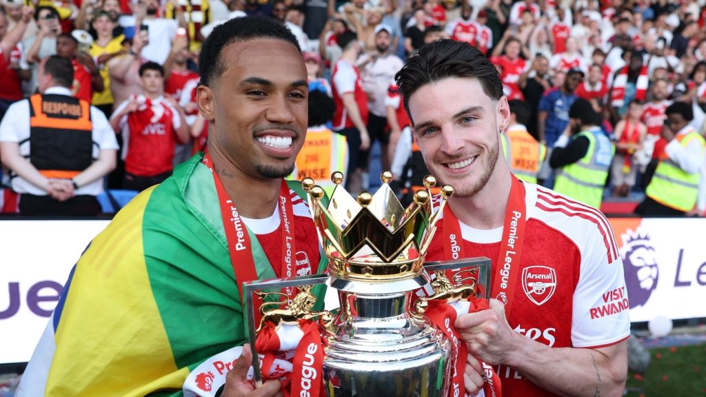 london-england-gabriel-and-declan-rice-of-arsenal-pose-for-a-photo-with-the-premier-league_ndmkwf4r.jpeg