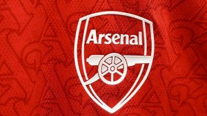 wolverhampton-england-a-detailed-view-of-the-arsenal-badge-on-kit-inside-the-dressing-room_xq3ynhi3.jpeg