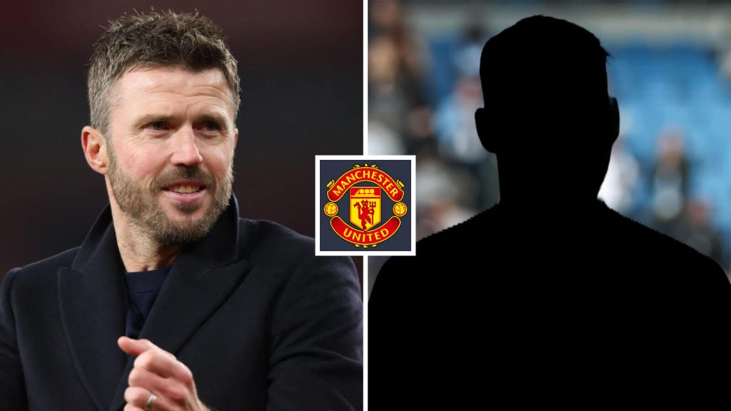 F365-Michael-Carrick-with-Shadow-Man-utd-badge-1.jpg