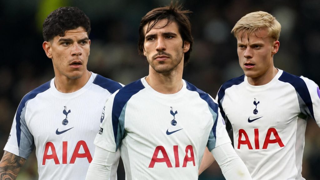 Mateus-Fernandes-Sandro-Tonali-and-Jan-Paul-van-Hecke-in-Spurs-shirts.jpg