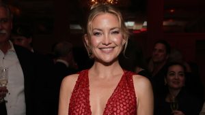 kate-hudson-critics-choice-2.jpg