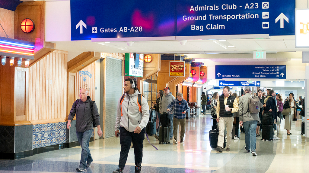 dallas-airport-travelers-hub.png