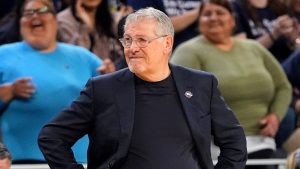 geno-auriemma-looks-on-uconn-tournament.jpg