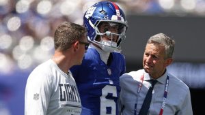 jaxson-dart-sacked-giants-vikings_001.jpg