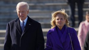 joe-jill-biden-boarding-helicopter-inauguration.jpg