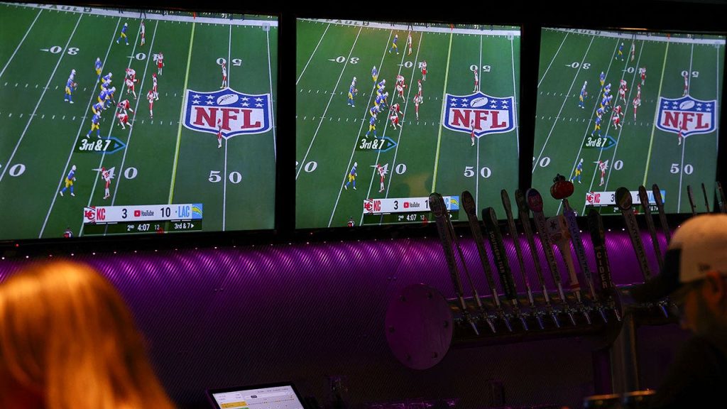 nfl-sports-bar.jpg