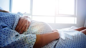 pregnant-woman-hospital.jpg