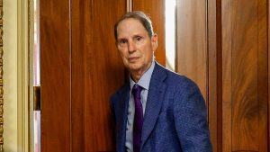 ron-wyden-oregon-nba.jpg